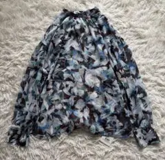 極美品 UNTITLED 楊柳ラメシフォン リーフプリントブラウスのサムネイル