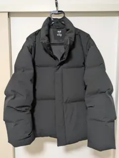 シームレス 黒 ダウンジャケット