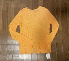 クルーネックプルオーバー