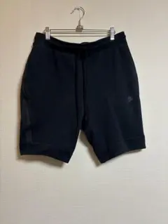Nike テックフリース ショートパンツ ブラック Mサイズ - メルカリ