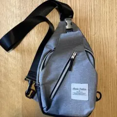 RONDE ボディバッグ　グレー