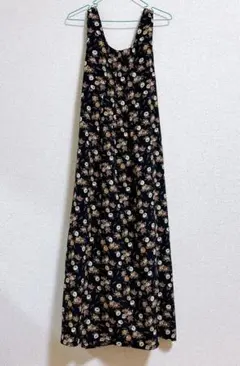 ワンピース　ジャンパースカート