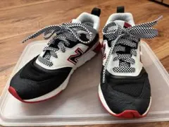 New Balance997H 付属紐欠品