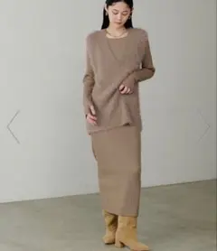 LARUTA 選べるリブニットワンピース×フェザーベストセット