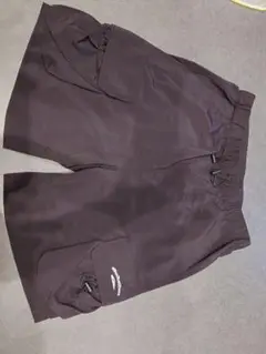 QUIKSILVER ブラック ショートパンツ L