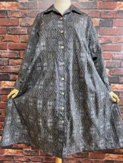 め0224着物リメイク正絹大島紬前開き切り替えタックコートワンピースハンドメイド