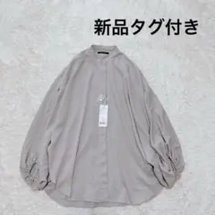 新品タグ付き　アンコキーヌ　レーヨンミックスツイルドレーピーブラウス　ゆったりのサムネイル