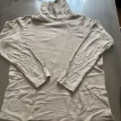 UNIQLO ベージュ タートルネック L