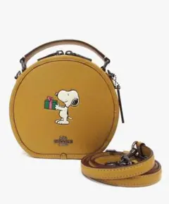 COACH スヌーピー イエローショルダーバッグ - メルカリ