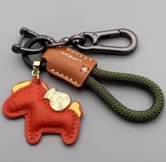 じゃらじゃらキーホルダー 赤馬 金運アップ⤴︎ バッグチャーム　高級感　即購入⭕️