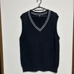 スクール風Vネックニットベスト ホワイト&ネイビー　ユニクロ