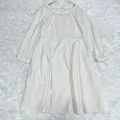 グローブ　grove Ｍ　アイボリー 長袖　Aラインワンピース　美品　エレガント