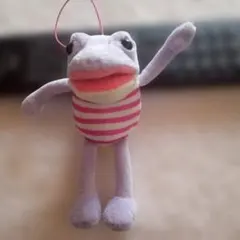 おとぼけかえるのピクルス マスコット ぬいぐるみ ピンクボーダー