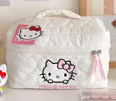 【新品未使用】　ハローキティ メイクポーチ　サンリオ