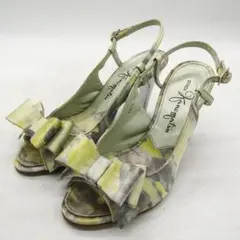 Item thumbnail for item 0f7f06d6-cbd4-4f20-9f19-a04a1a1d1273