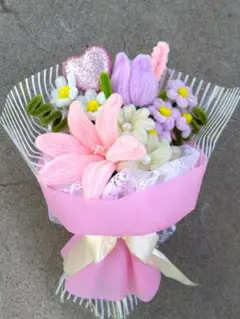 ハンドメイド　モールフラワー　ピンクの可愛い花束❀ブーケ❀誕プレ❀ウエディング♡