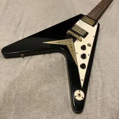 【Photogenic】フライングVタイプ ゴールドパーツ エレキギター 黒