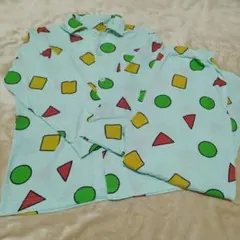 幾何学模様パジャマセット（キッズ）クレヨンしんちゃん