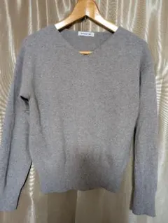 NATURAL BEAUTY BASIC Vネックニット 長袖 グレー