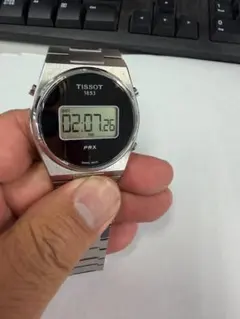 TISSOT PRX デジタル 腕時計 本体　スイスのサムネイル