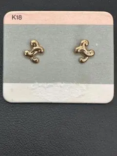 K18 ゴールド ピアス　0.3g