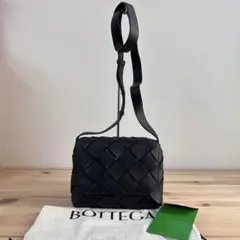 極美　BOTTEGA VENETA ディアゴ　ショルダーバッグ　ブラックのサムネイル