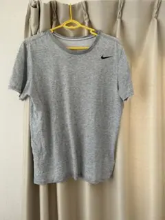 【破格商品】ナイキ DRI-FIT レジェンド Tシャツ　M 古着