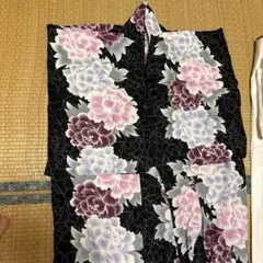 黒地 牡丹柄 単品　しつけ糸つきのサムネイル
