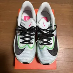 美品】NIKE (ZOOM FLY 6)24cm 走行約10km - メルカリ
