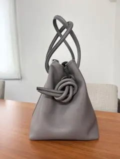 人気】VASIC BOND mini ショルダーバック肩掛けトープ シボ革 - メルカリ