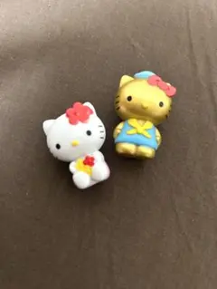 最終値下げ！　ハローキティ　2020年チョコエッグ ゴールド、アロハキティセット