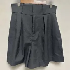 snidelグレー ハイウエスト タック入りショートパンツ
