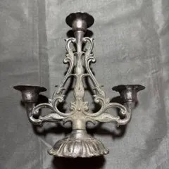 二*八様 【残り1点、早い者勝ち】アンティーク　3灯式　キャンドルスタンド