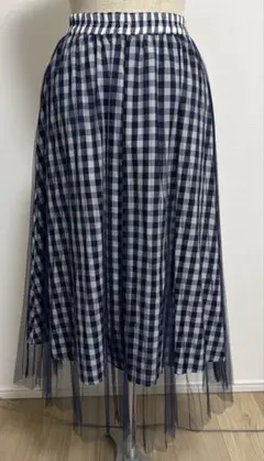 紺色チュールスカート