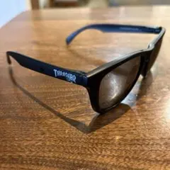 THRASHER サングラス ブラック