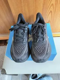 HOKA✨️クリフトン９ WIDE✨️ブラック　美品