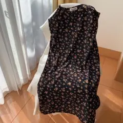 花柄　ジャンパースカートとボレロ（半袖）