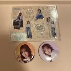 NiziU リオ　NEW EvoNUtion 缶バッチ　アクスタ