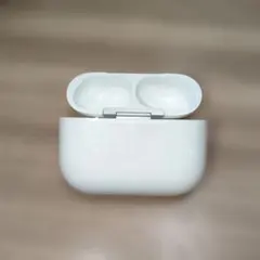 美品 Apple AirPods Pro 第3世代 充電ケース A3122 66 - メルカリ