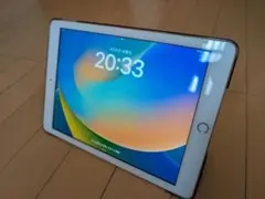 iPad 第6世代 ゴールド 32GB Wi-Fi+Cellular