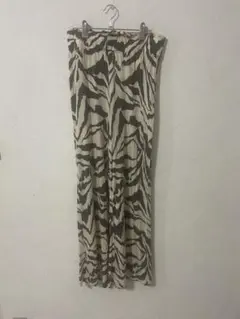 H &M ゼブラ柄 ワイドパンツ M-Lサイズ