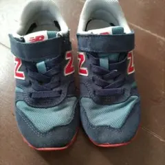 New Balance 373 キッズスニーカー ネイビー/レッド
