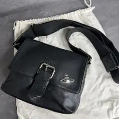 Vivienne Westwood ヴィヴィアン ショルダーバッグ オーブロゴ