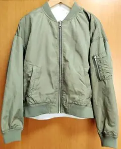 再値下げ！[earth music&ecology] リバーシブルブルゾン