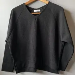 古着【EASE BLUE】ニットのトップス、イーズブルー、どなたでも着られます。のサムネイル