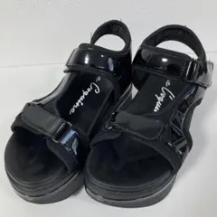 未使用 AnneCoquine アンコキーヌ サンダル エナメル Lサイズ 未使用 AnneCoquine アンコキーヌ サンダル エナメル Lサイズ