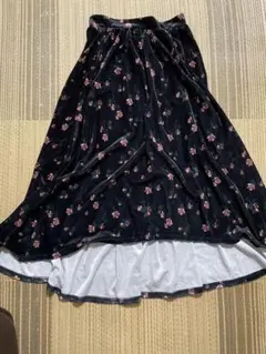 花柄フレアロングスカート Mサイズ　イング　レディース　ベロア