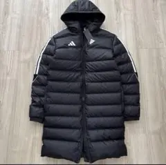 adidas ブラックダウンジャケット フード付き
