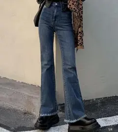 SHEIN ハイウエスト 擦り付け柄へム フレアレッグジーンズ