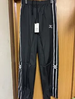 新品未使用　Mizuno　ウインドブレーカーパンツ　XOサイズ　ミズノ